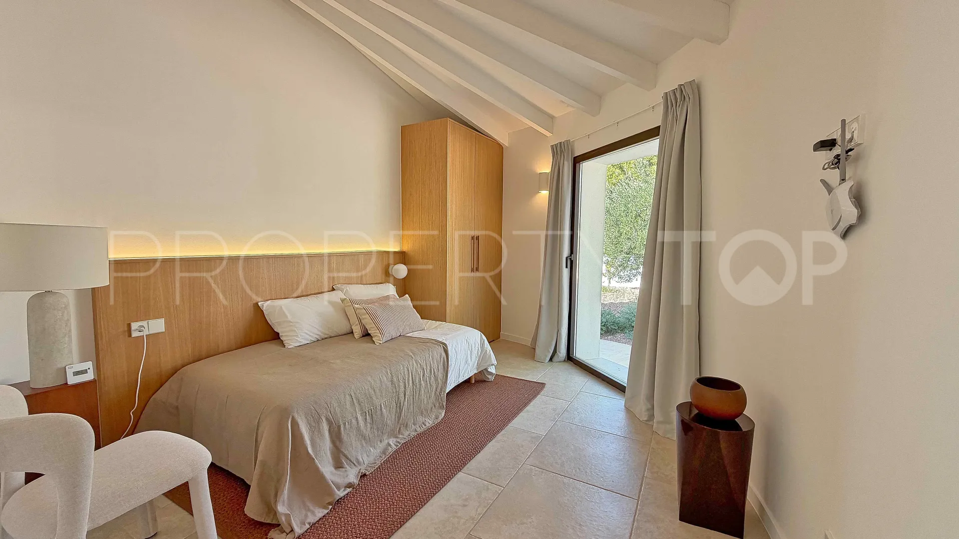 Comprar villa en Jávea de 4 dormitorios