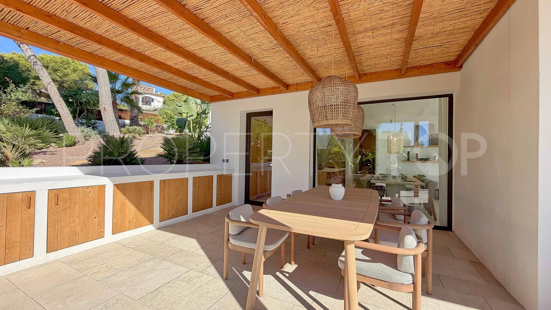 Comprar villa en Jávea de 4 dormitorios