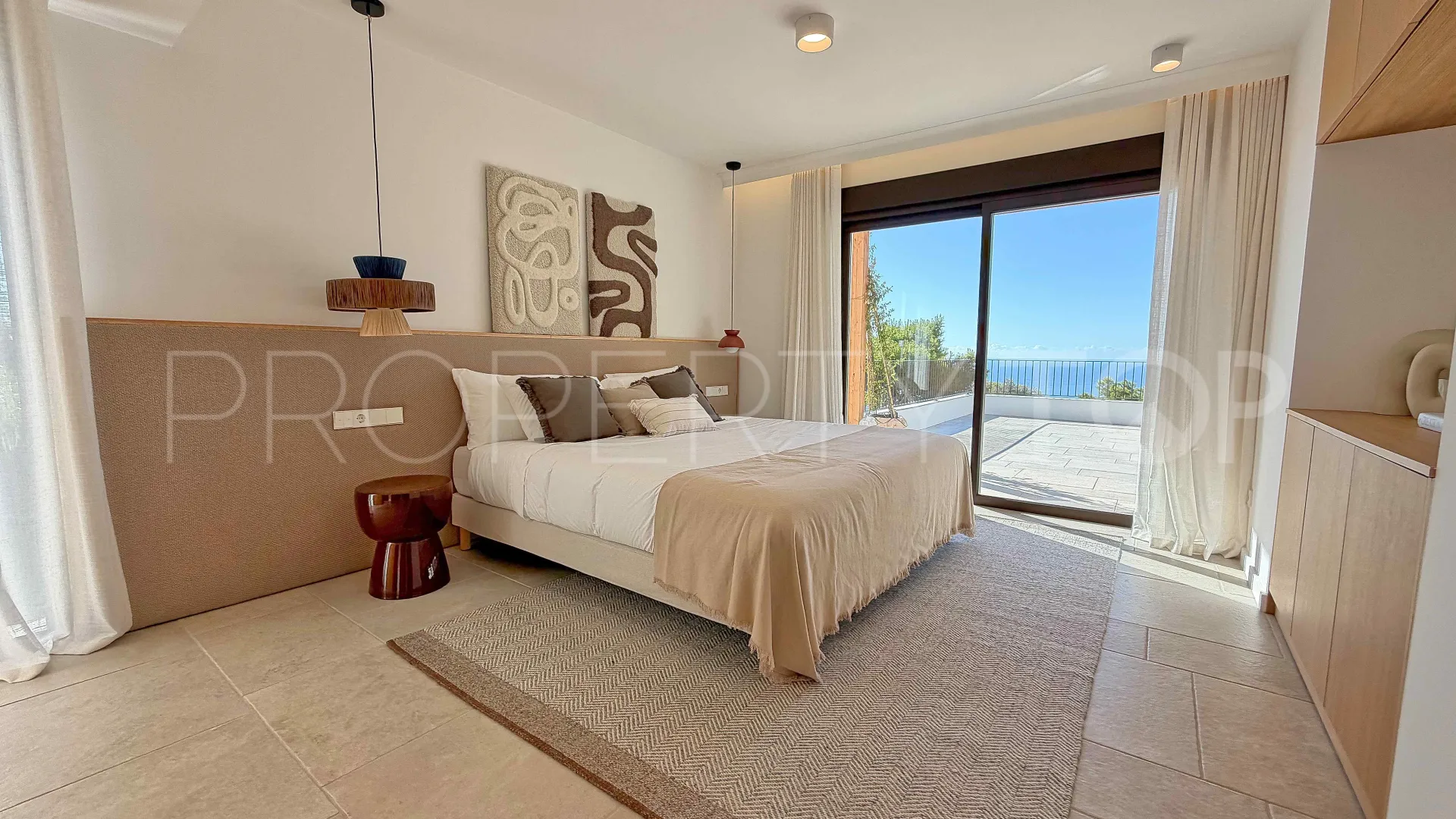 Comprar villa en Jávea de 4 dormitorios
