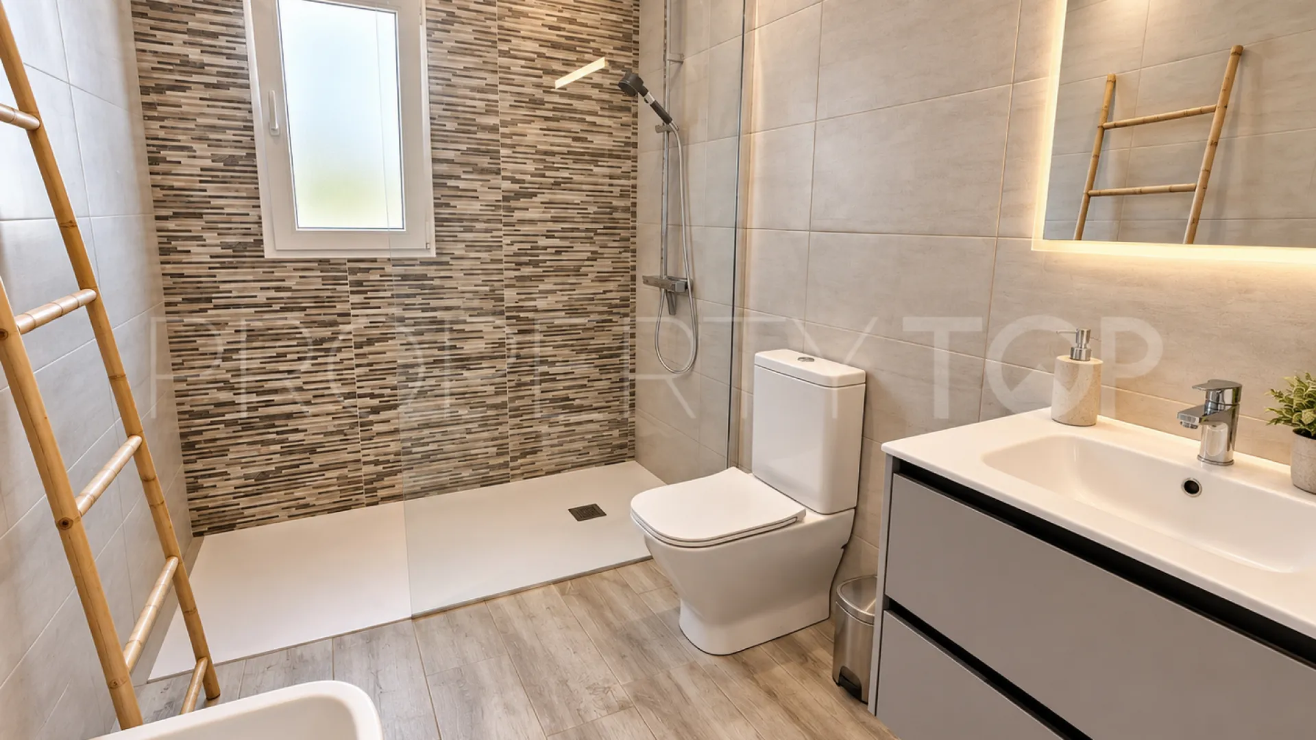 Jávea, villa con 5 dormitorios a la venta