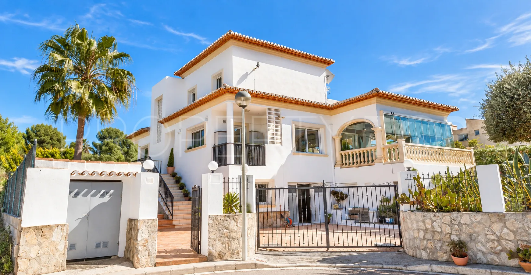 Villa con 4 dormitorios en venta en Pinomar