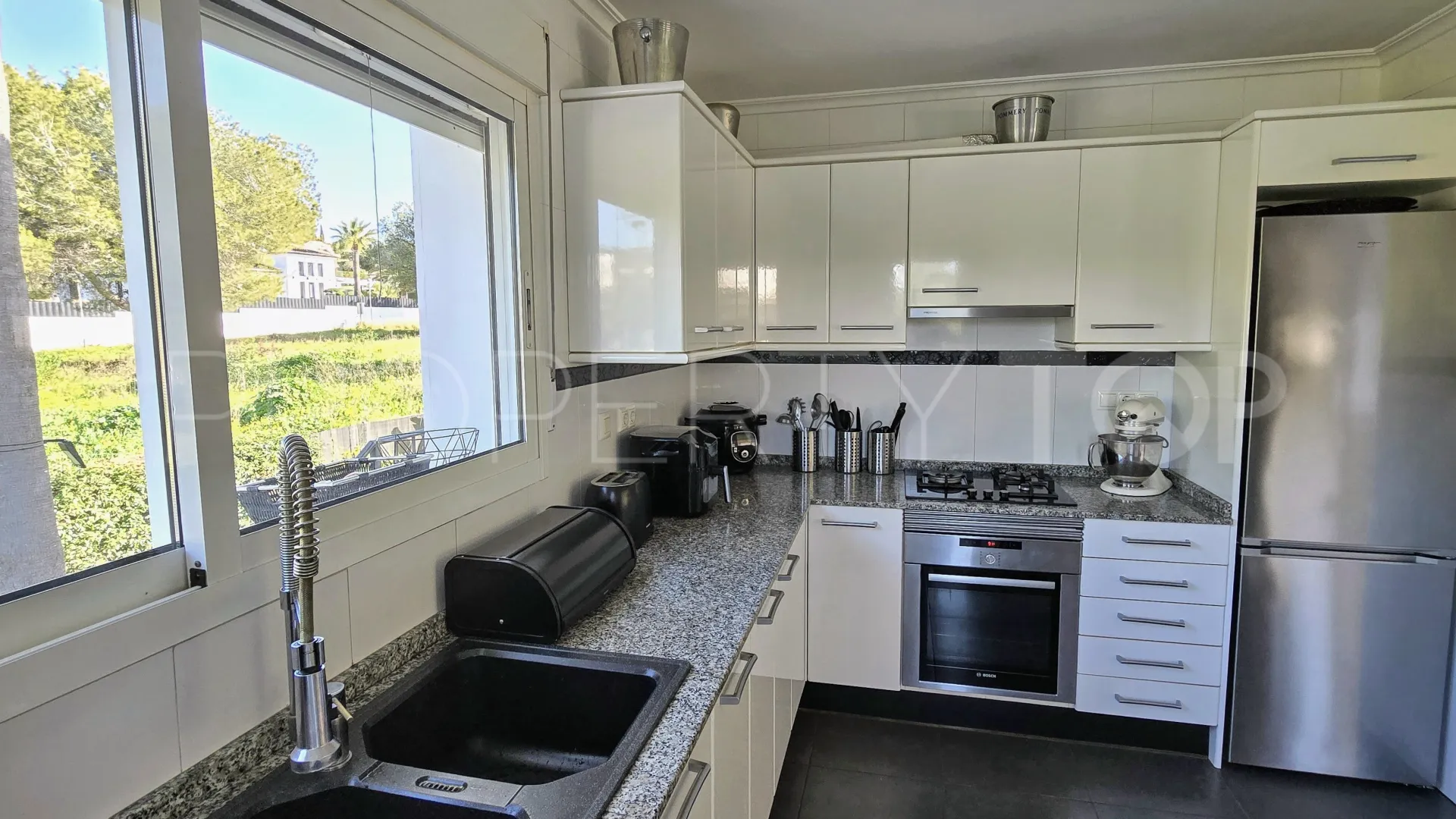 Villa con 4 dormitorios en venta en Pinomar
