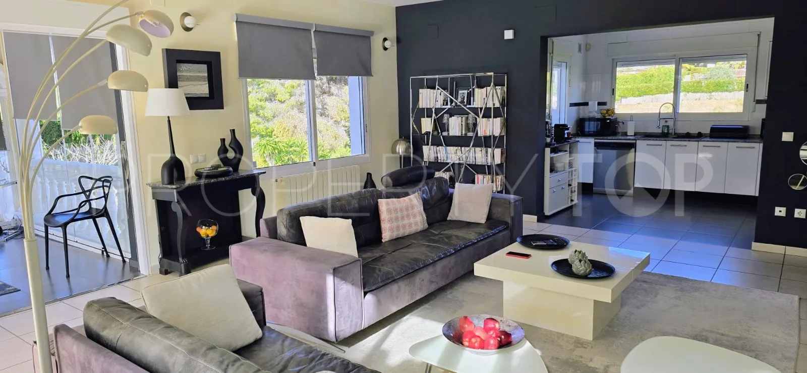 Villa con 4 dormitorios en venta en Pinomar