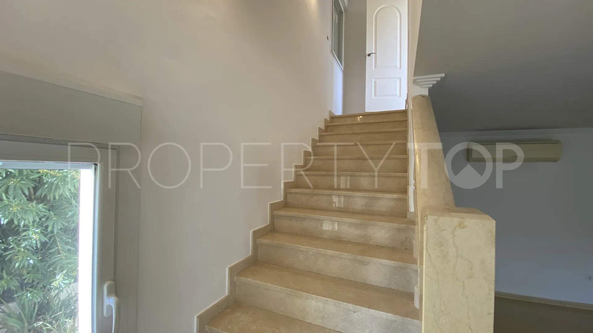 For sale villa in Beniarbeig