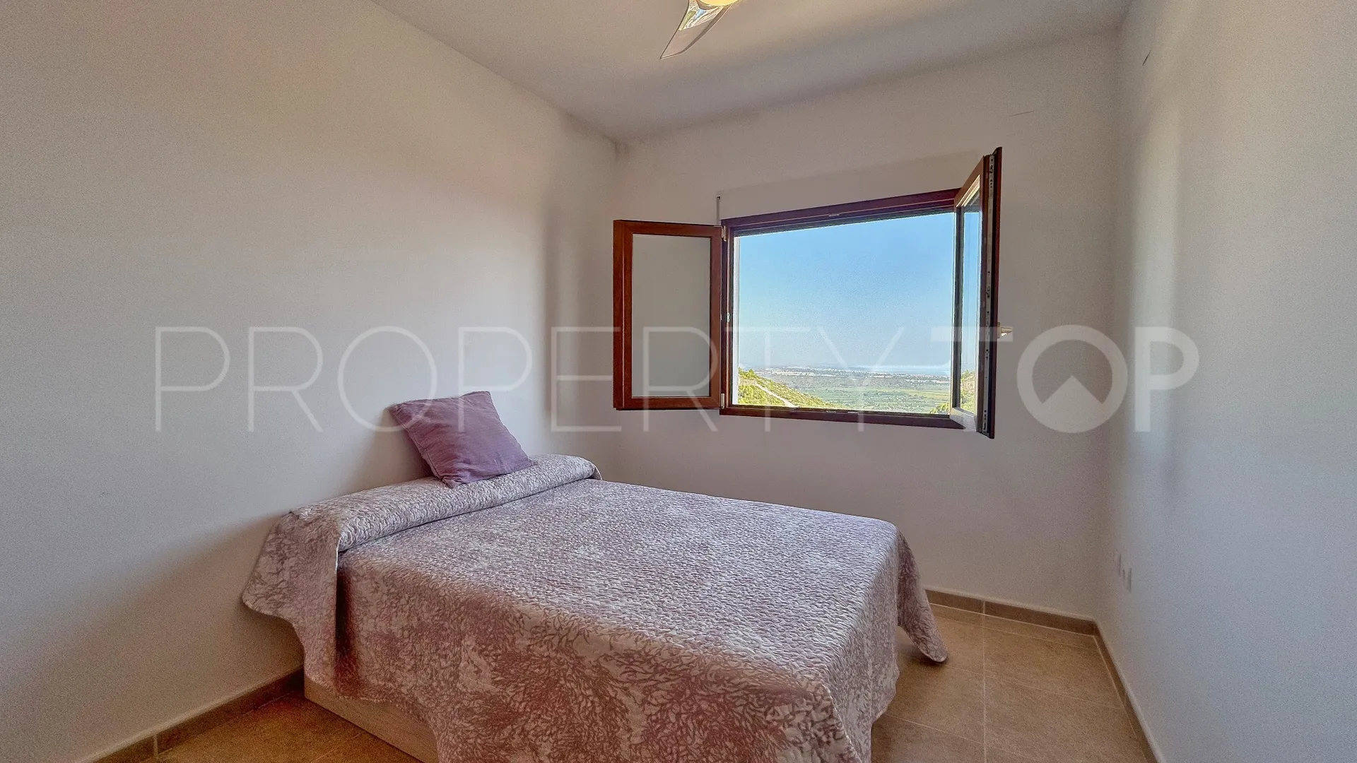 For sale Ráfol de Almunia town house with 3 bedrooms