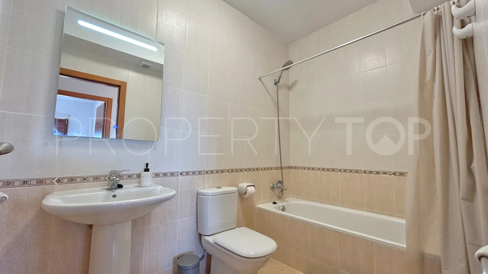 For sale Ráfol de Almunia town house with 3 bedrooms