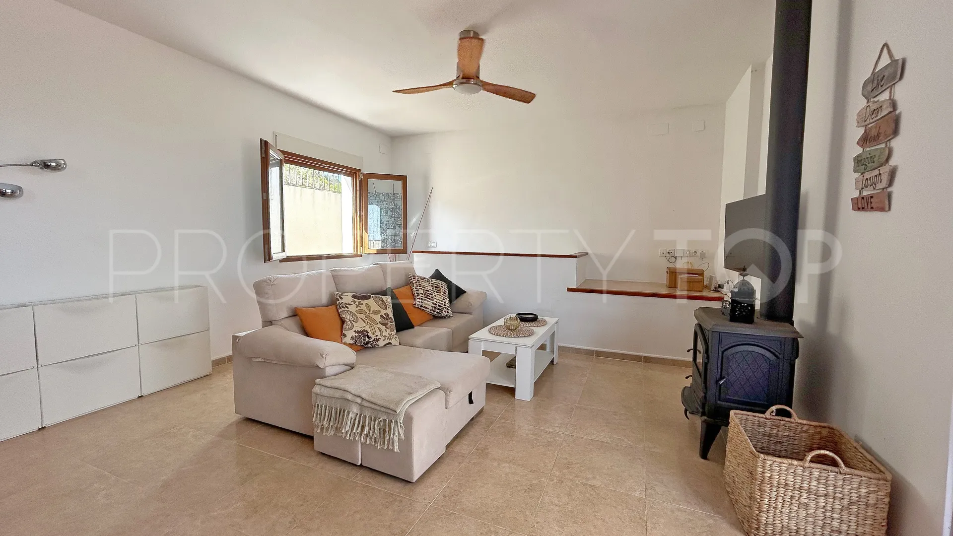 For sale Ráfol de Almunia town house with 3 bedrooms