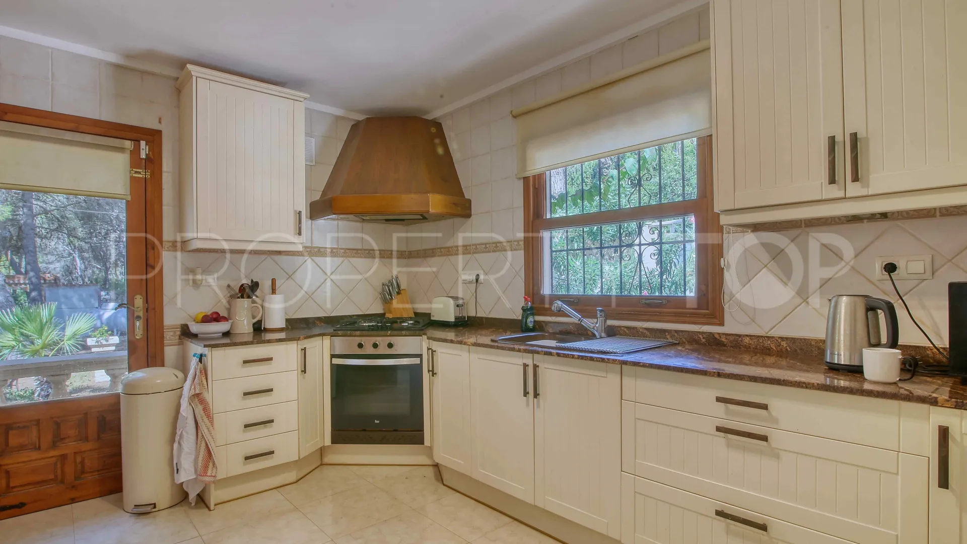 Villa with 4 bedrooms for sale in Portichol