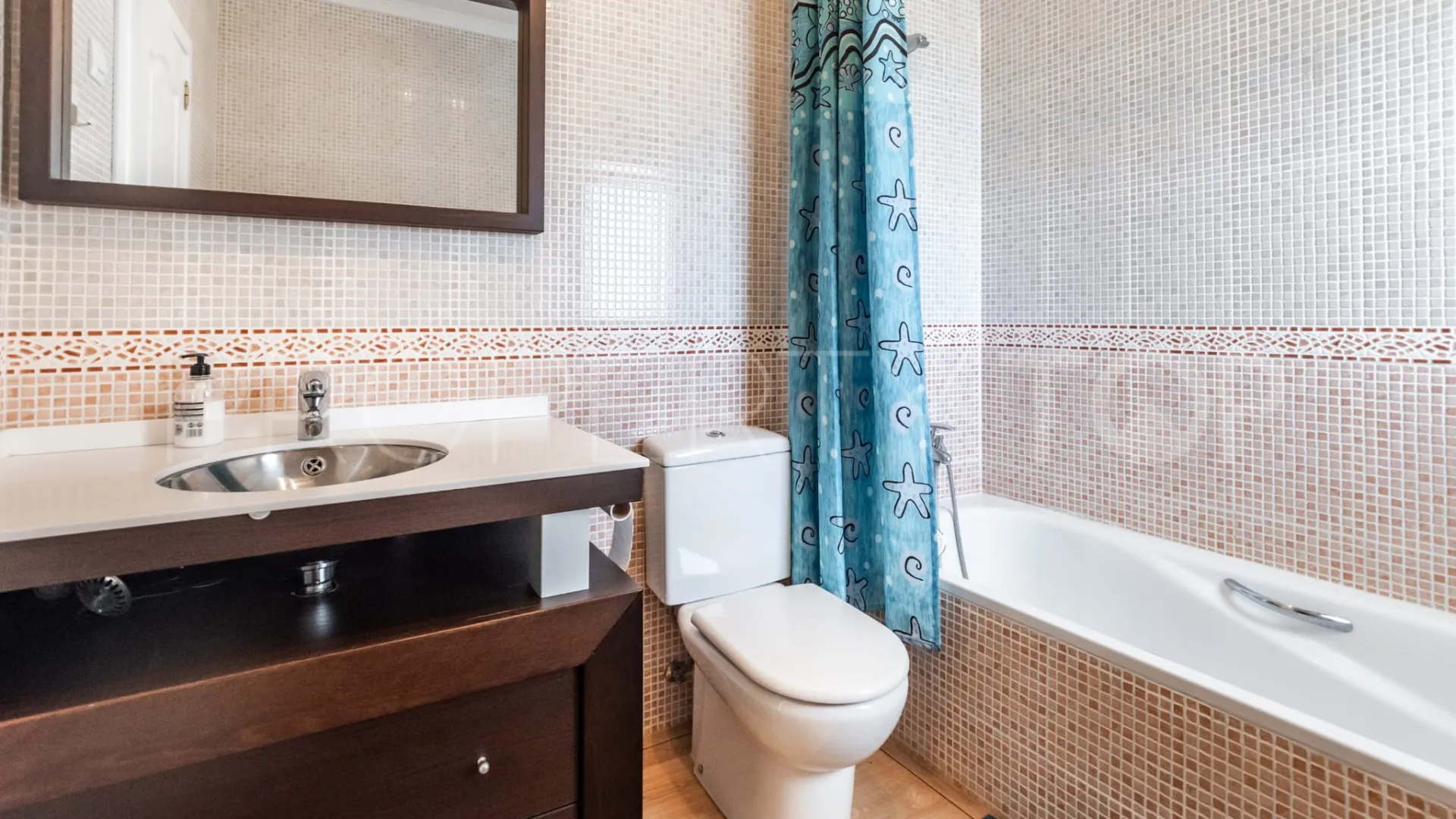 Villa con 7 dormitorios en venta en Jávea