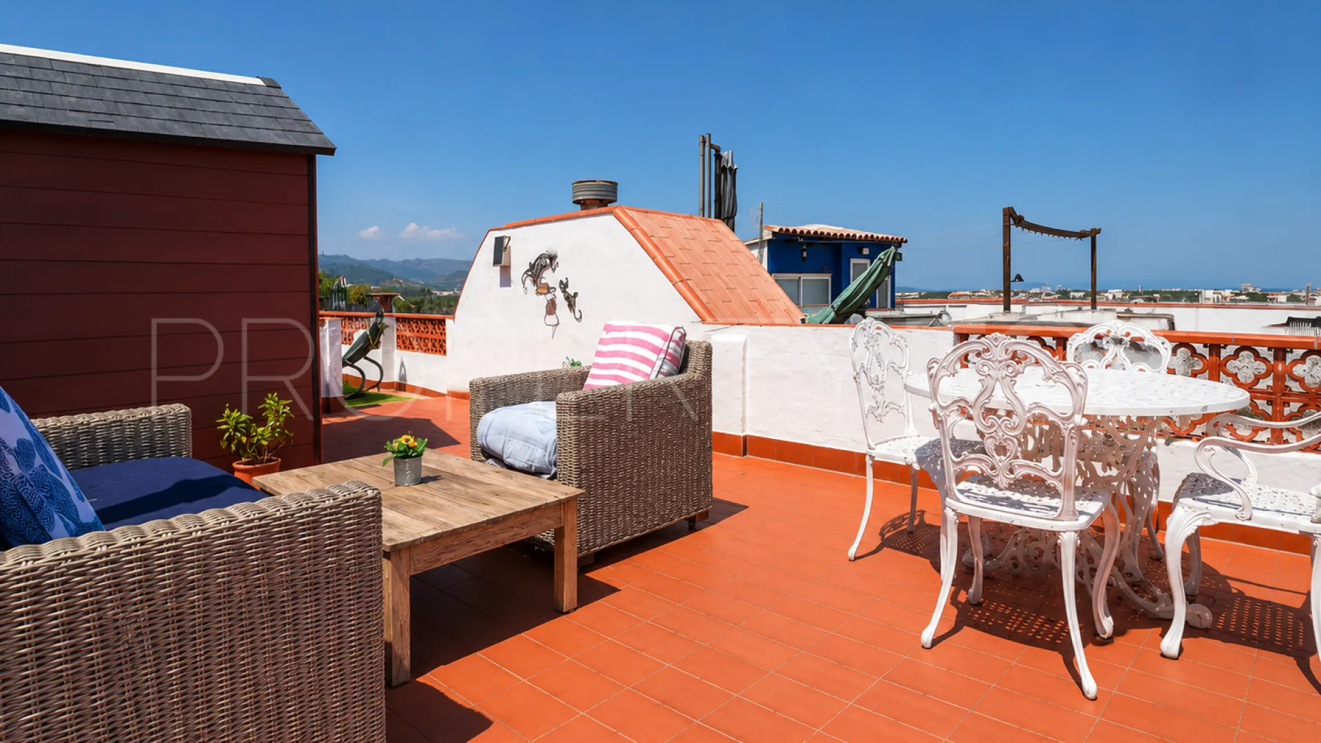 For sale town house in Oliva