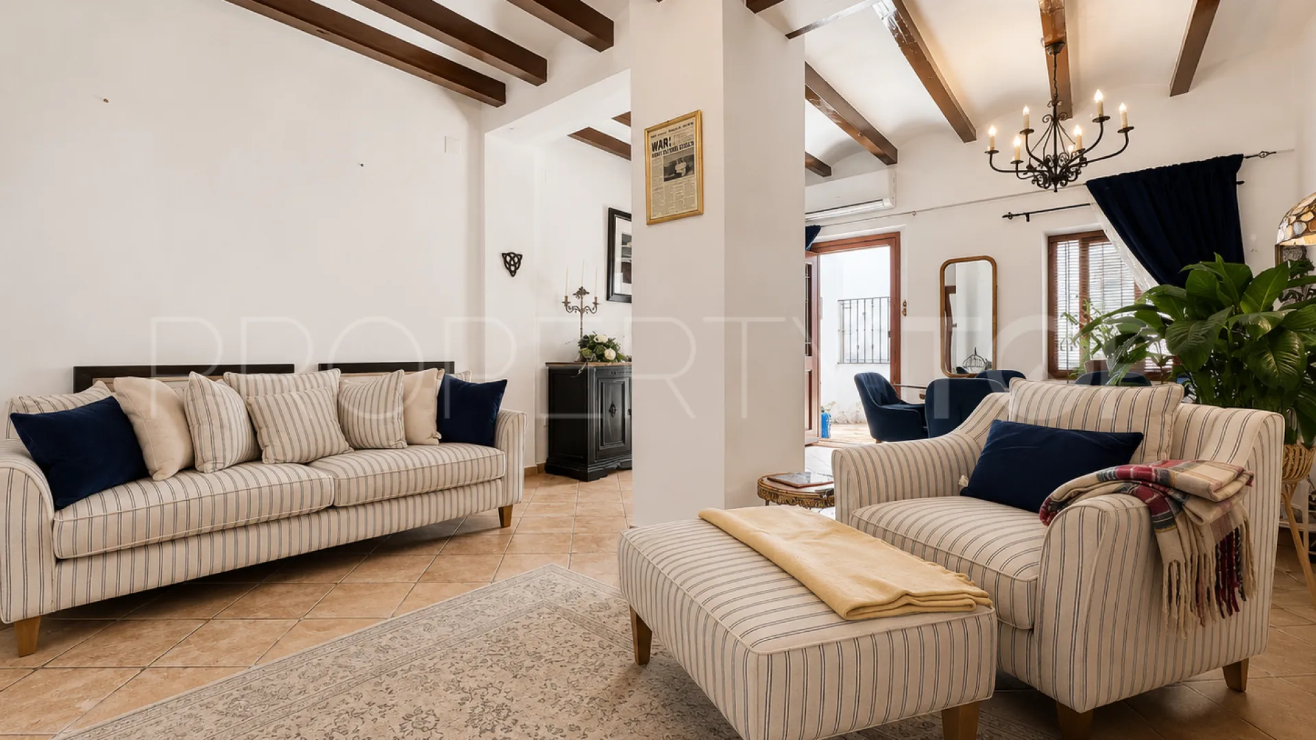 For sale town house in Oliva