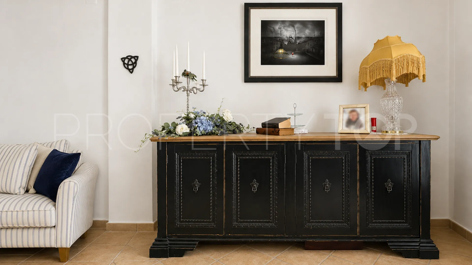 For sale town house in Oliva