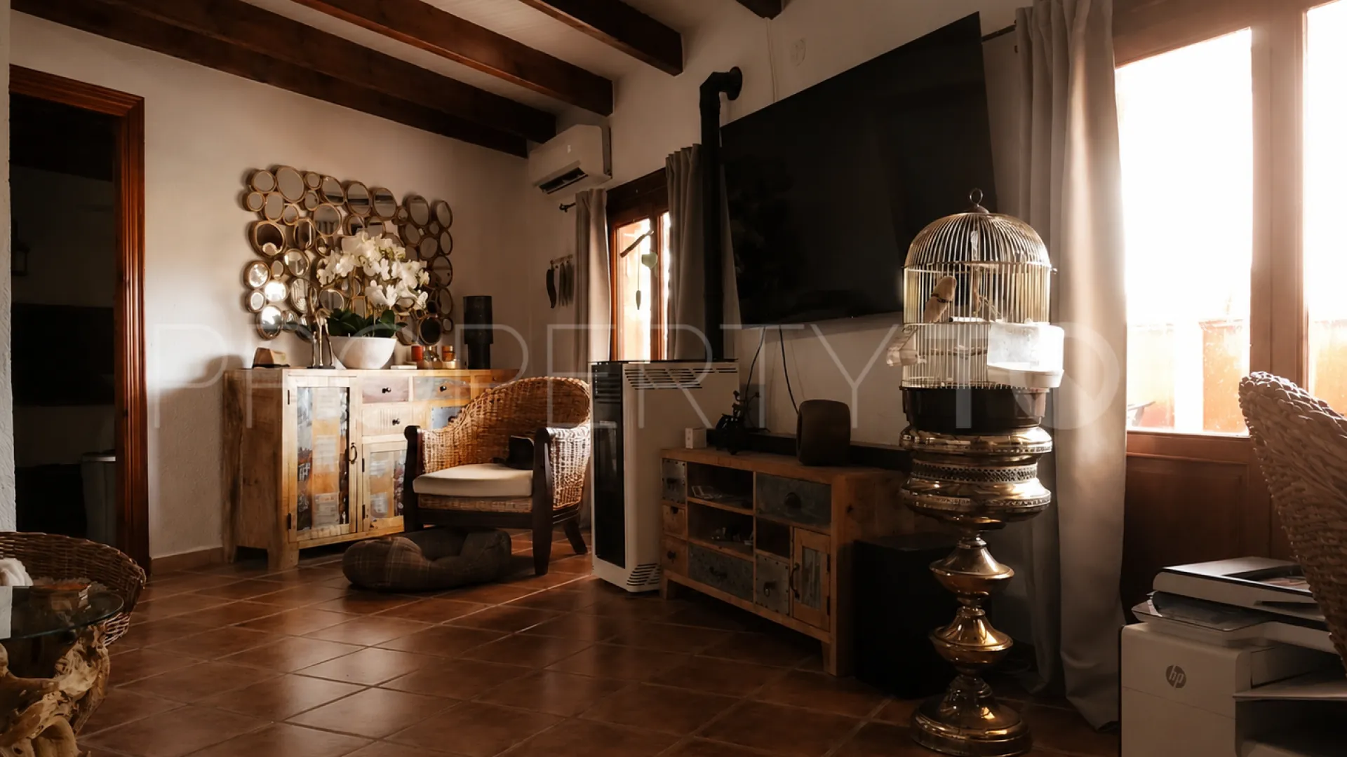 Hotel a la venta en Sagra con 6 dormitorios