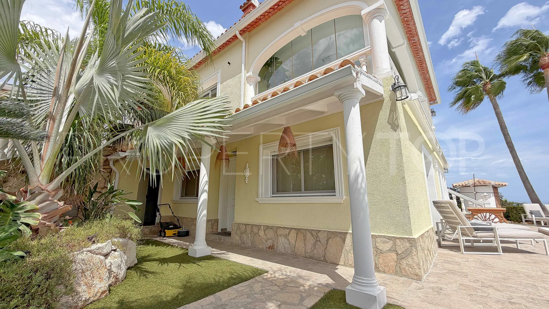 Comprar villa en Jávea