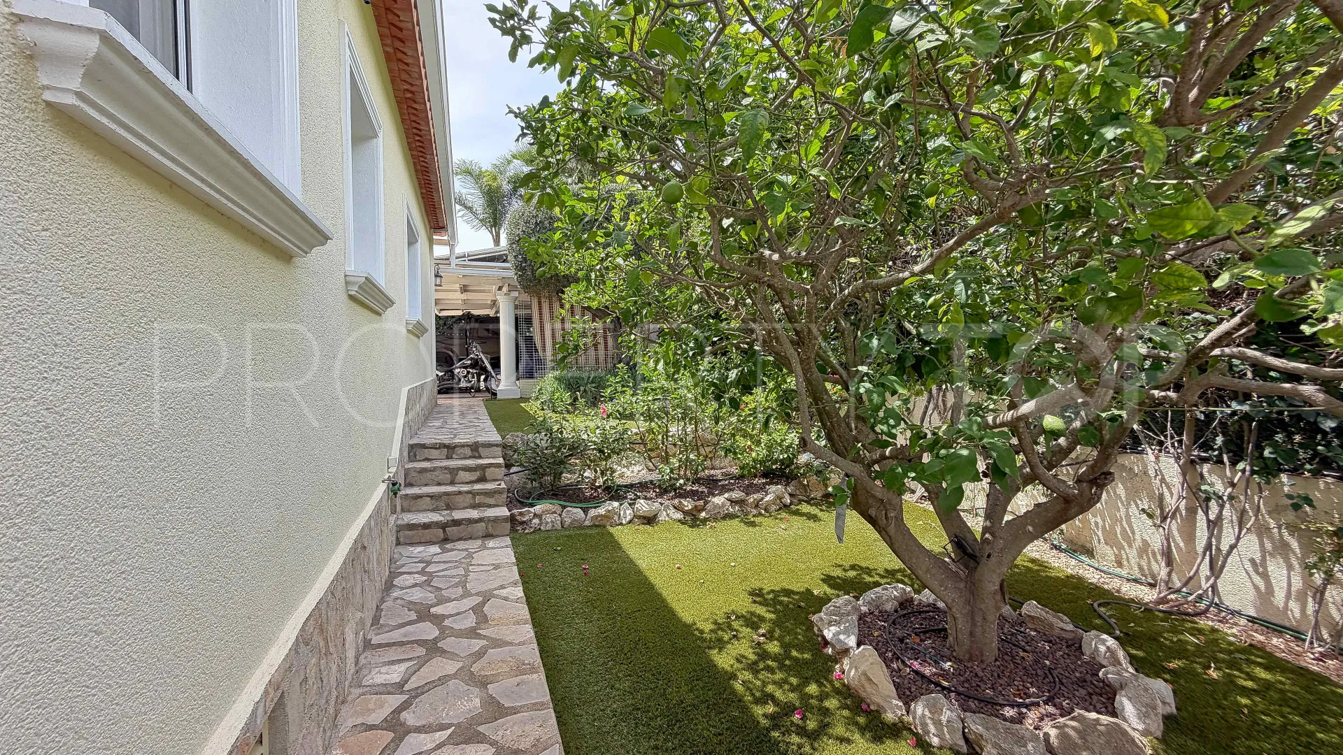 Comprar villa en Jávea