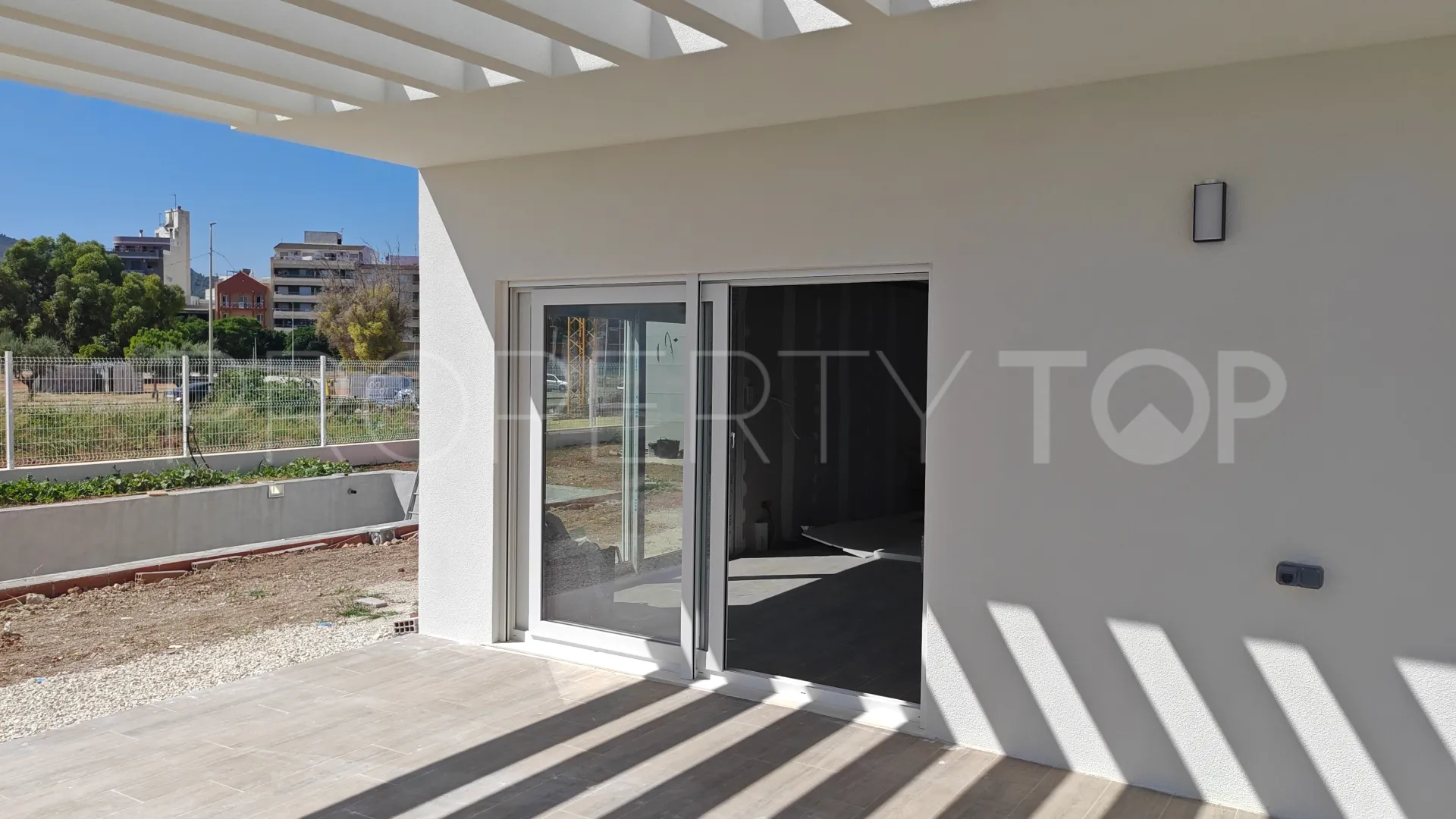 Buy 4 bedrooms villa in Gata de Gorgos