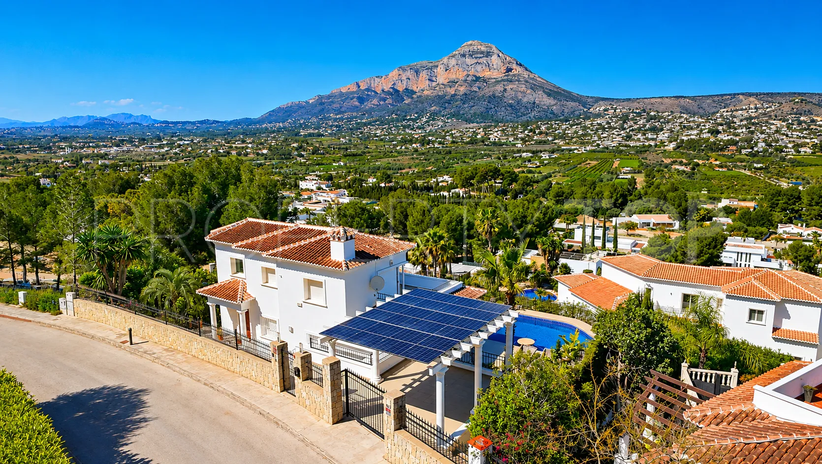 Villa en venta en Piver - Capsades