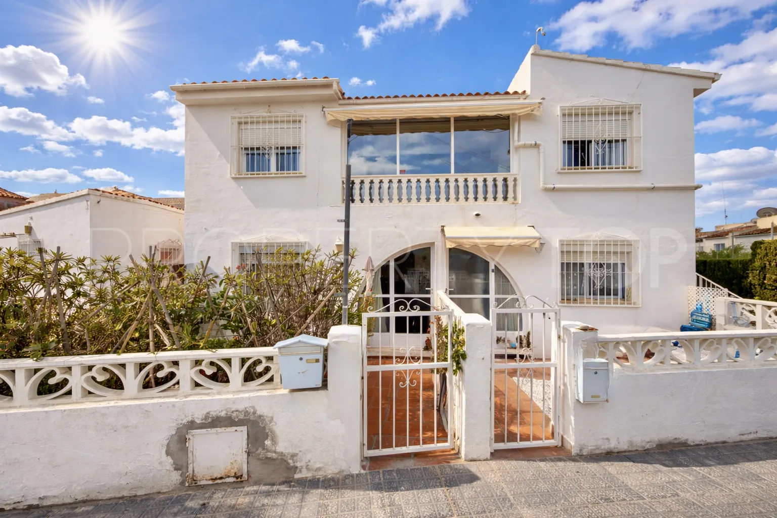 Comprar apartamento planta baja en La Nucia de 2 dormitorios