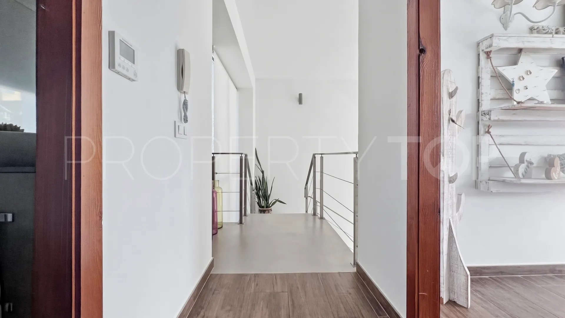Buy Denia villa with 4 bedrooms