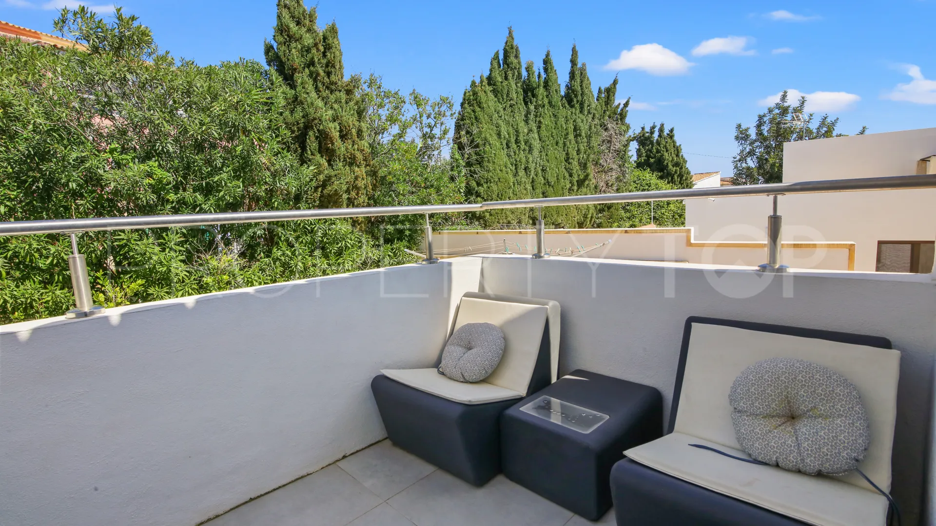 Villa a la venta en Moraira con 4 dormitorios