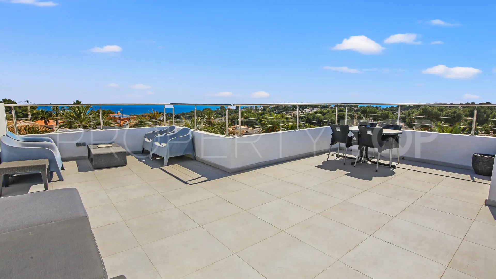 Villa a la venta en Moraira con 4 dormitorios