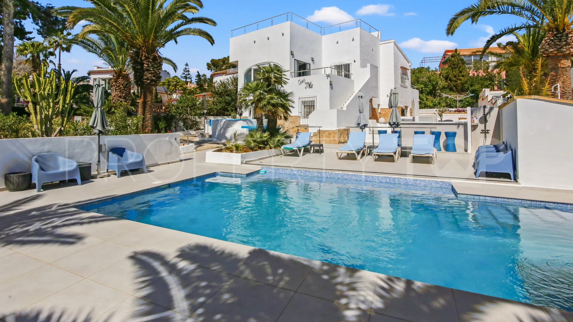 Villa a la venta en Moraira con 4 dormitorios