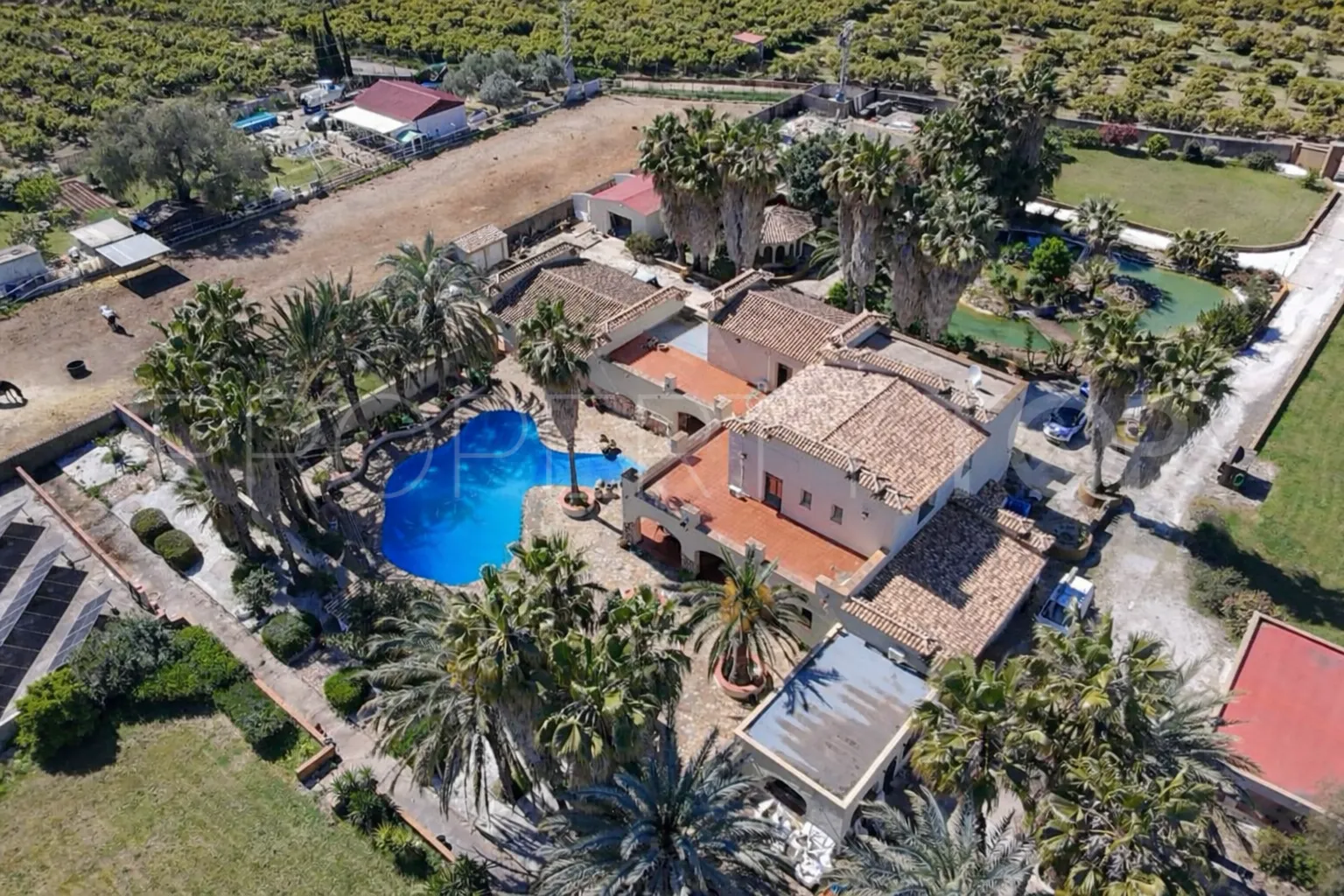 For sale finca with 7 bedrooms in Ondara