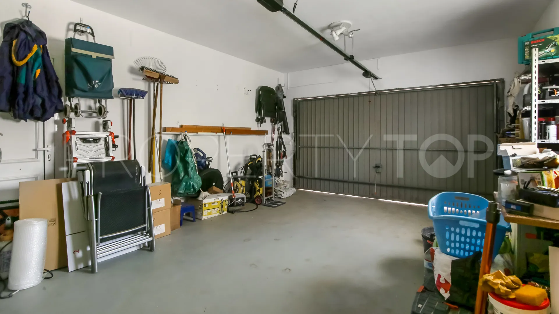 Villa en venta con 5 dormitorios en Moraira