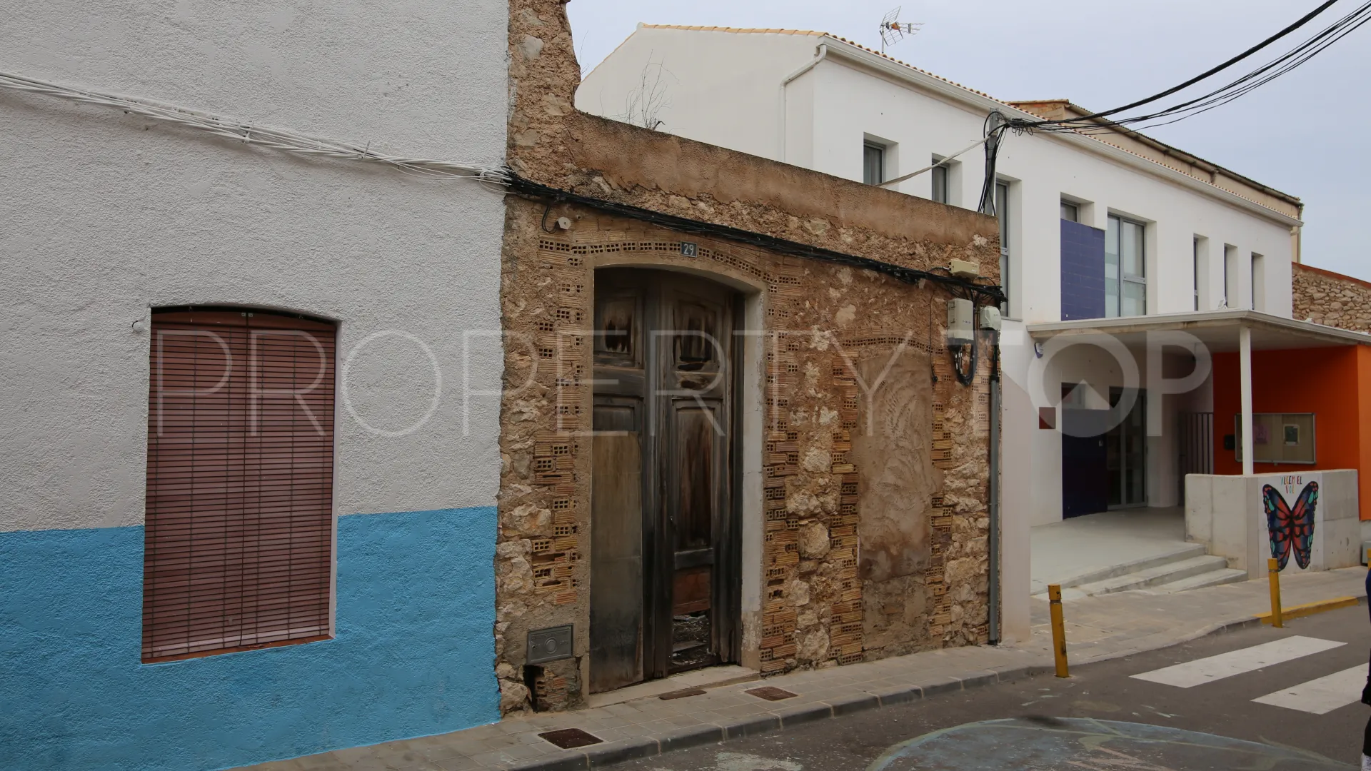 Tormos, parcela en venta de 4 dormitorios