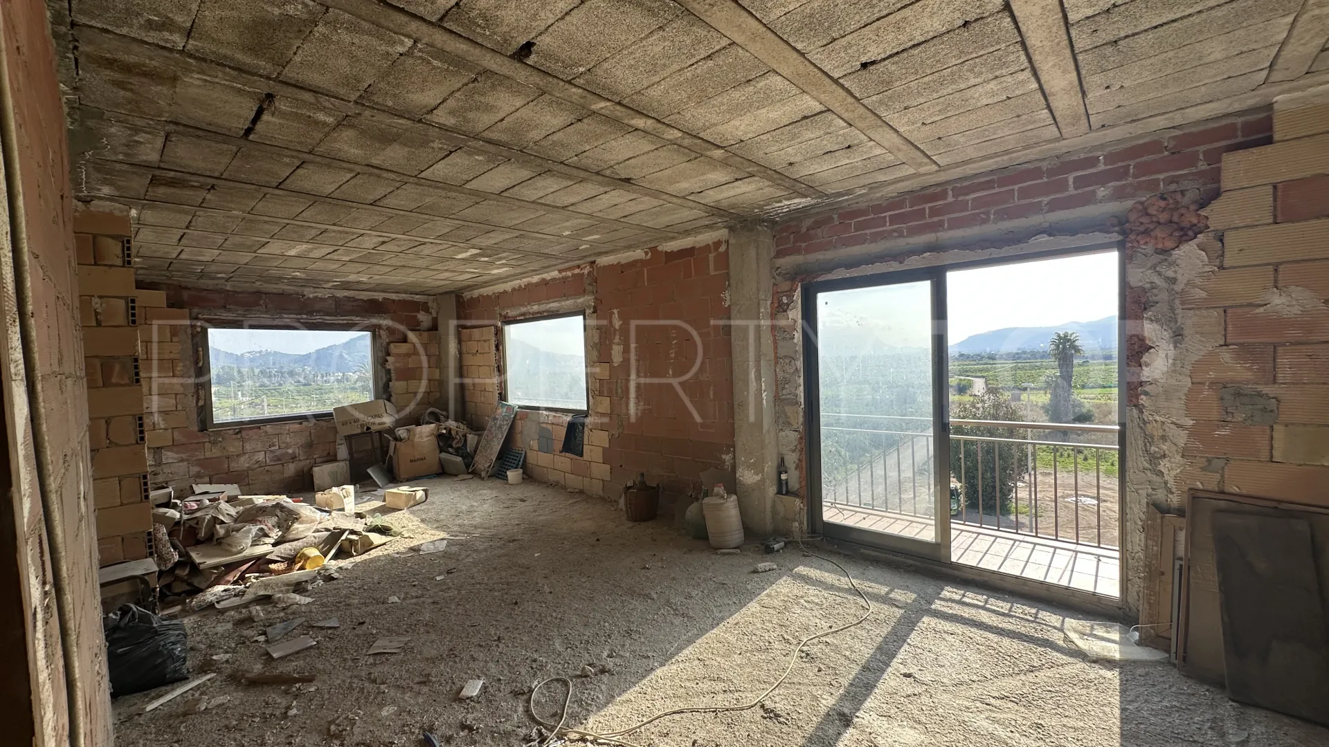 5 bedrooms commercial premises for sale in Tormos