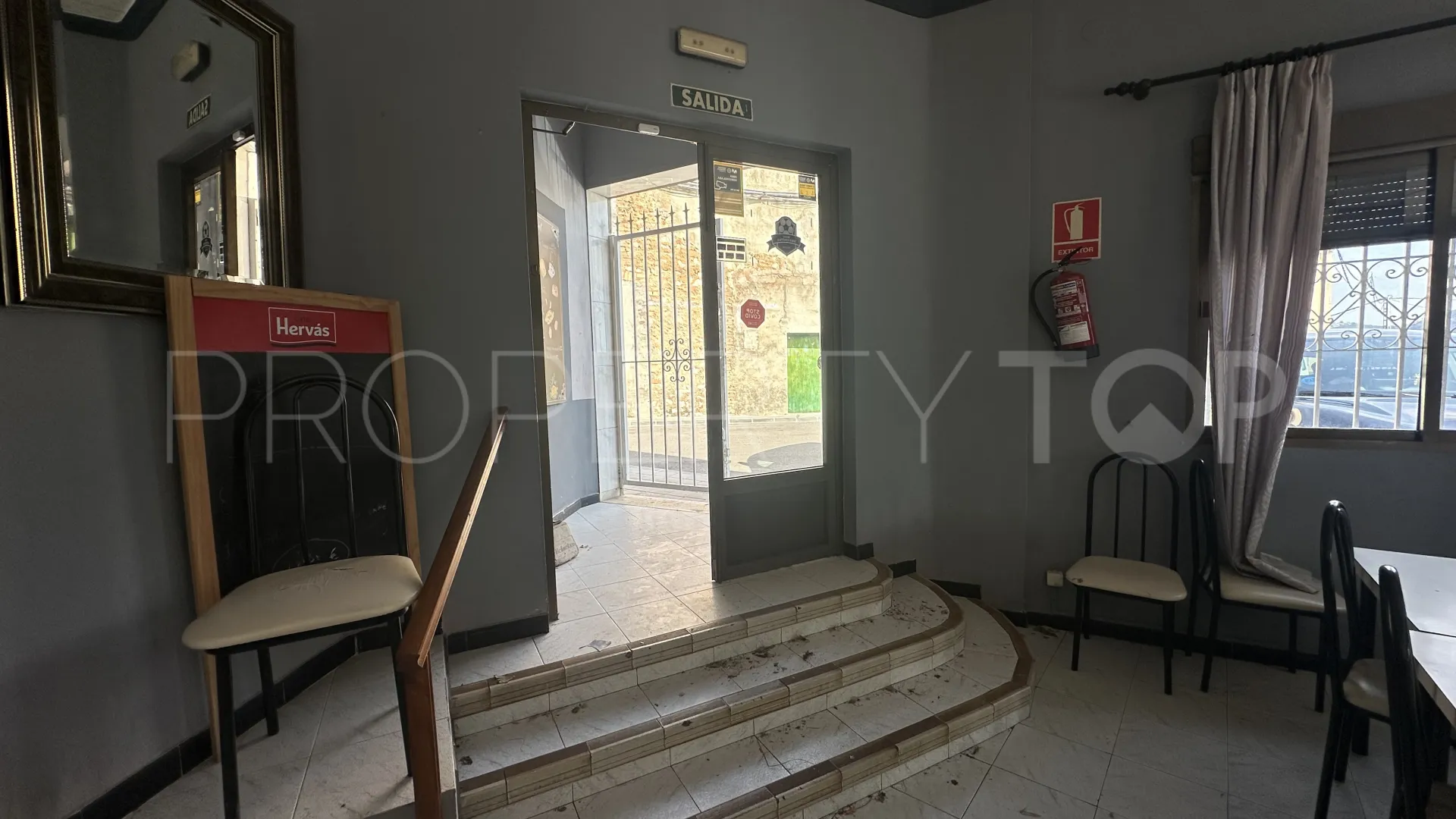 5 bedrooms commercial premises for sale in Tormos