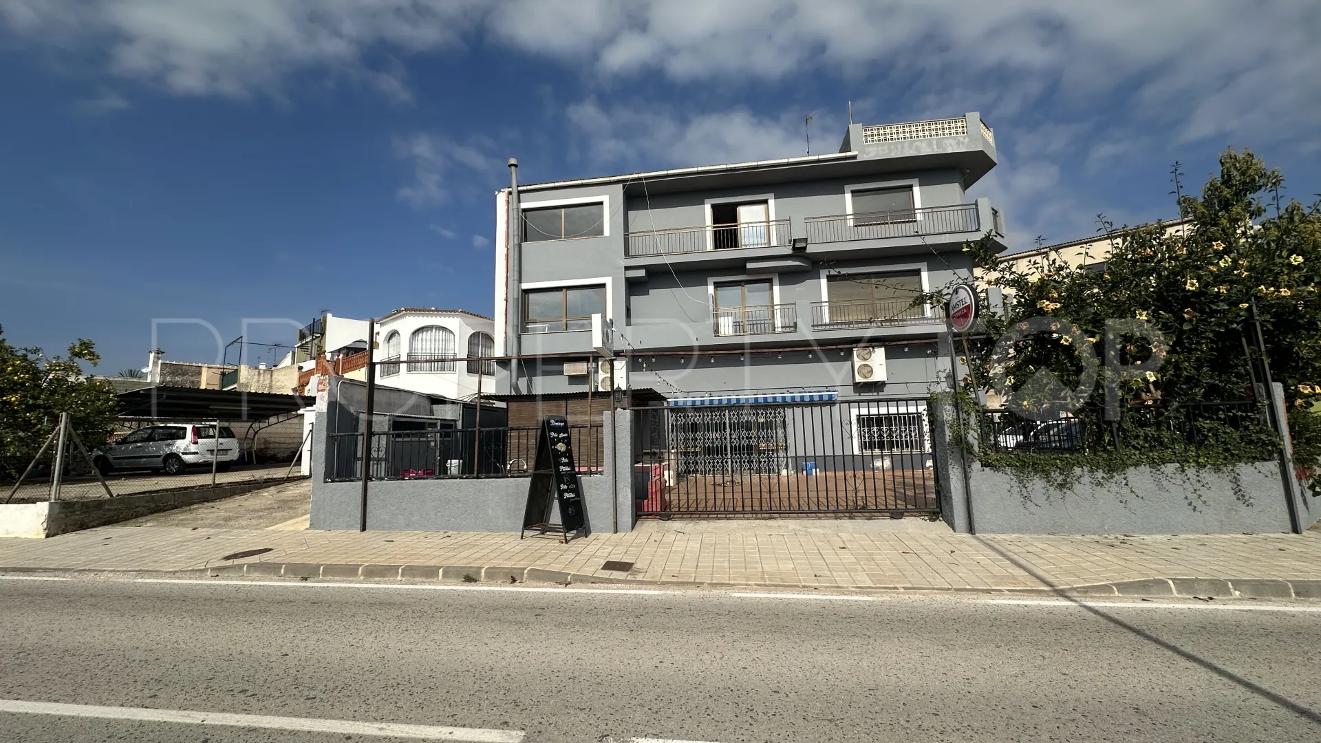 5 bedrooms commercial premises for sale in Tormos