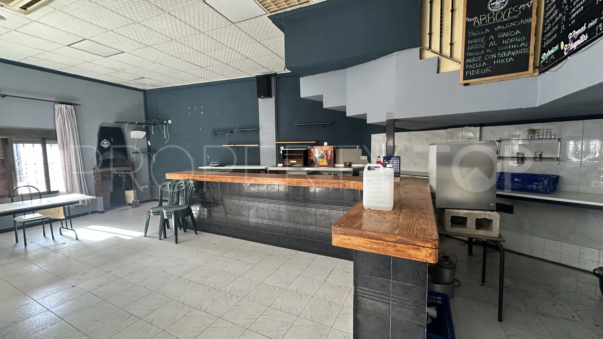 5 bedrooms commercial premises for sale in Tormos