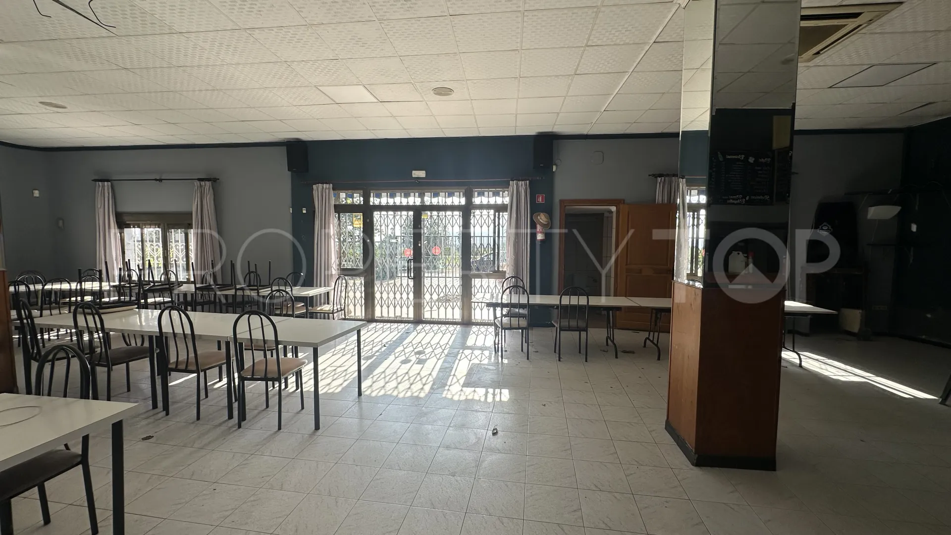 5 bedrooms commercial premises for sale in Tormos