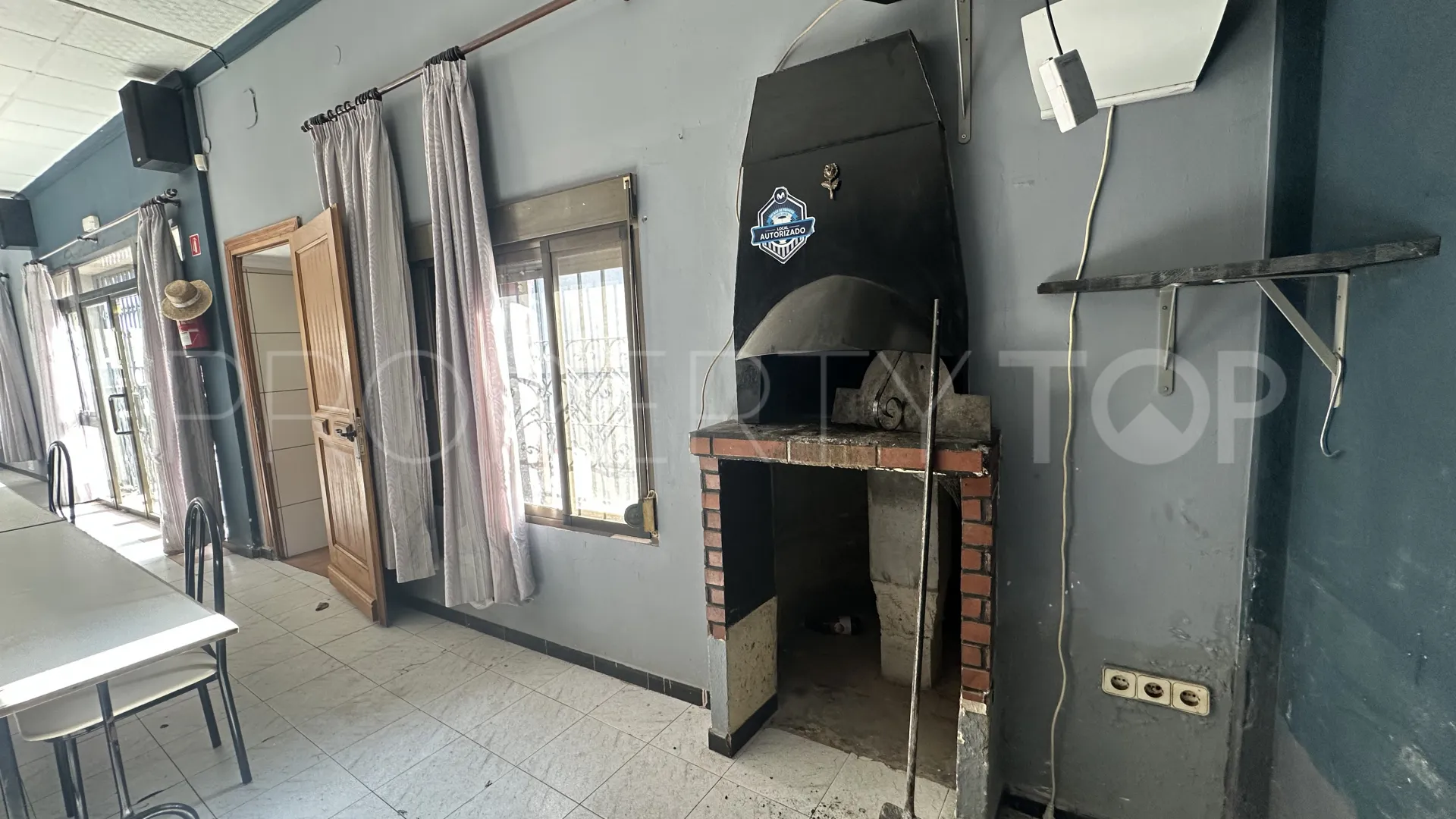 5 bedrooms commercial premises for sale in Tormos