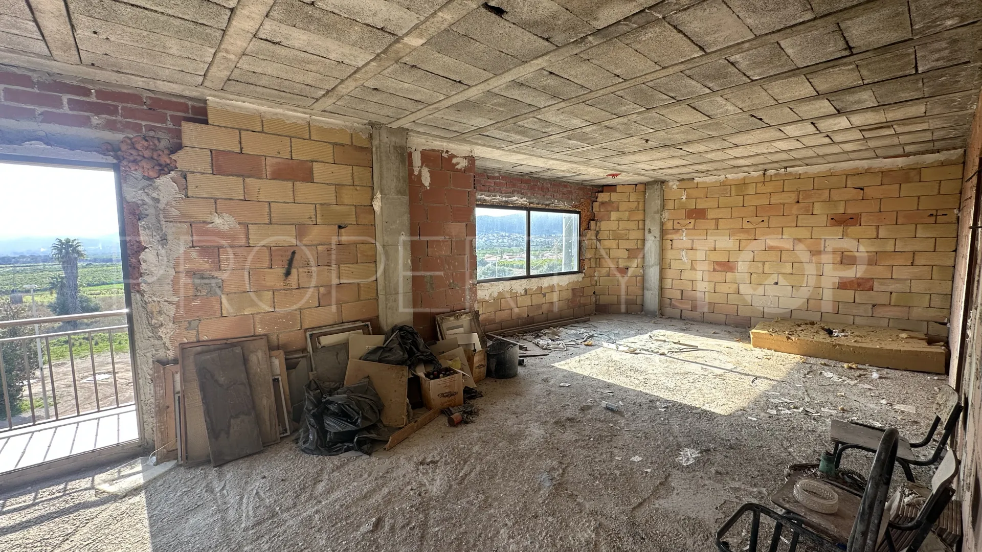5 bedrooms commercial premises for sale in Tormos