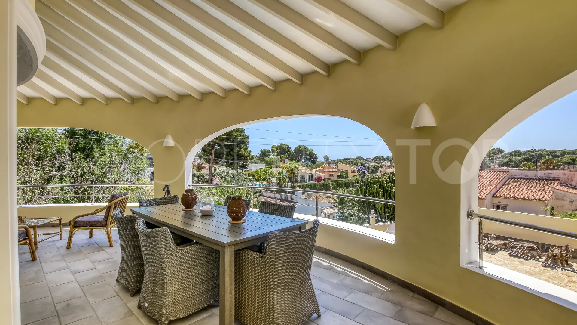 For sale villa in Moraira with 6 bedrooms
