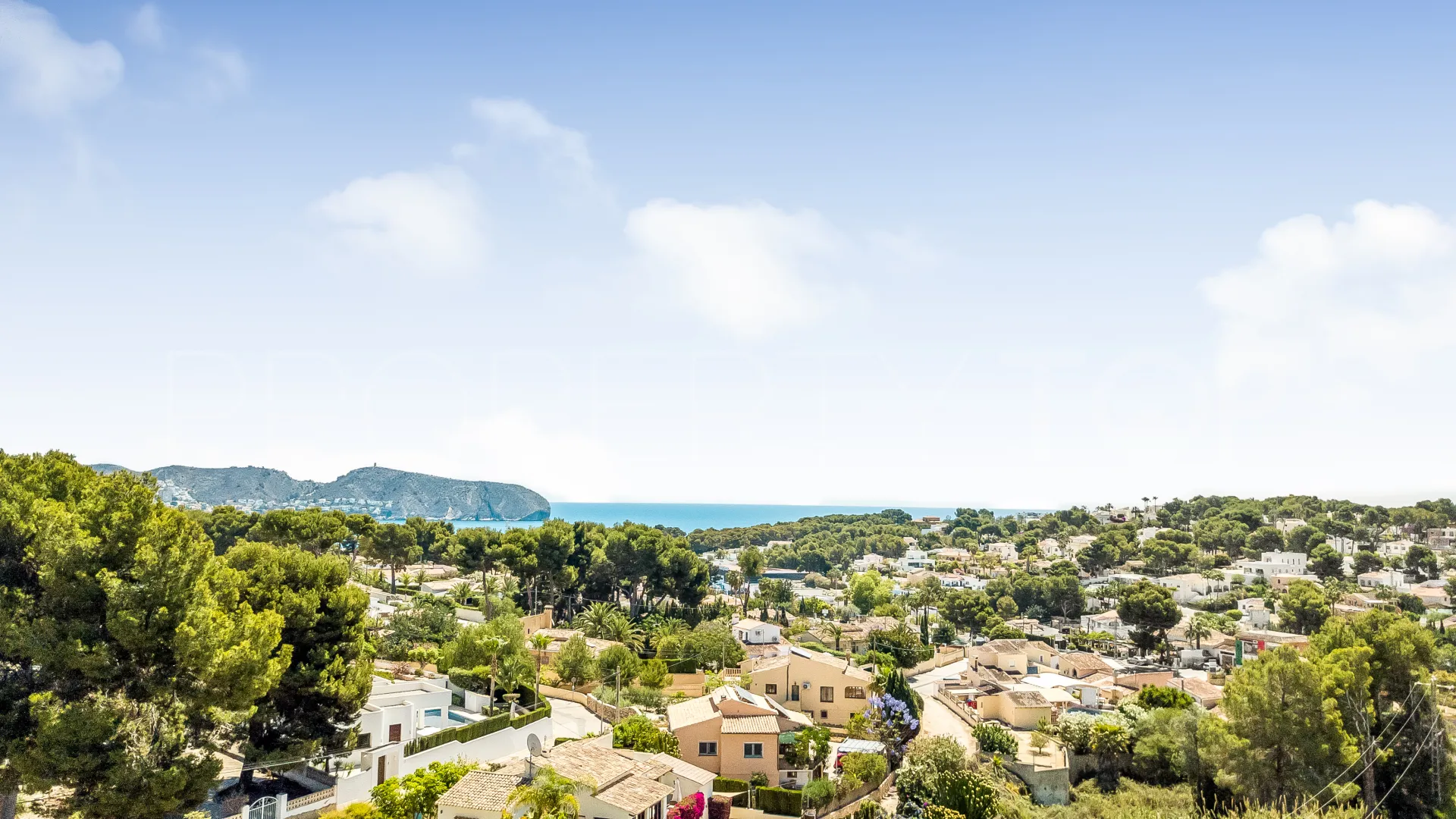 For sale villa in Moraira with 6 bedrooms