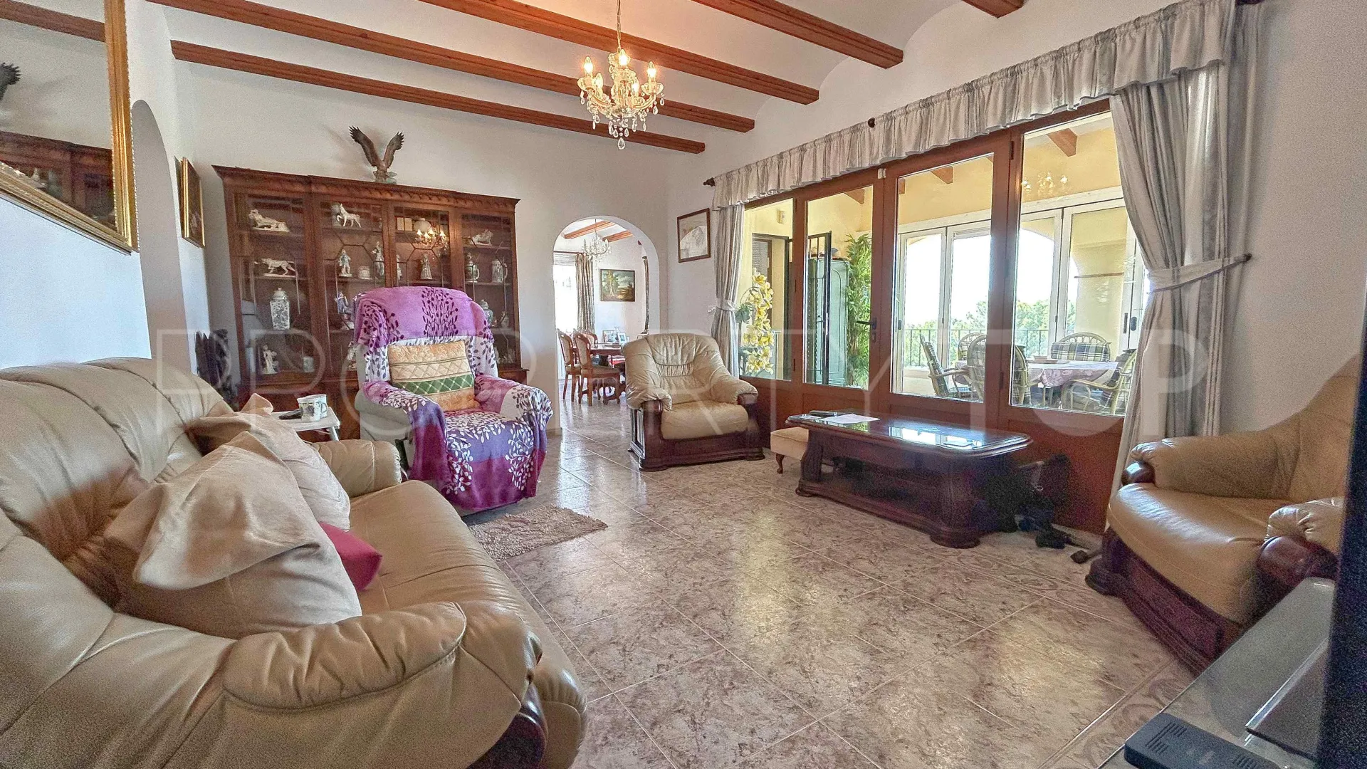 Buy Ráfol de Almunia 5 bedrooms villa