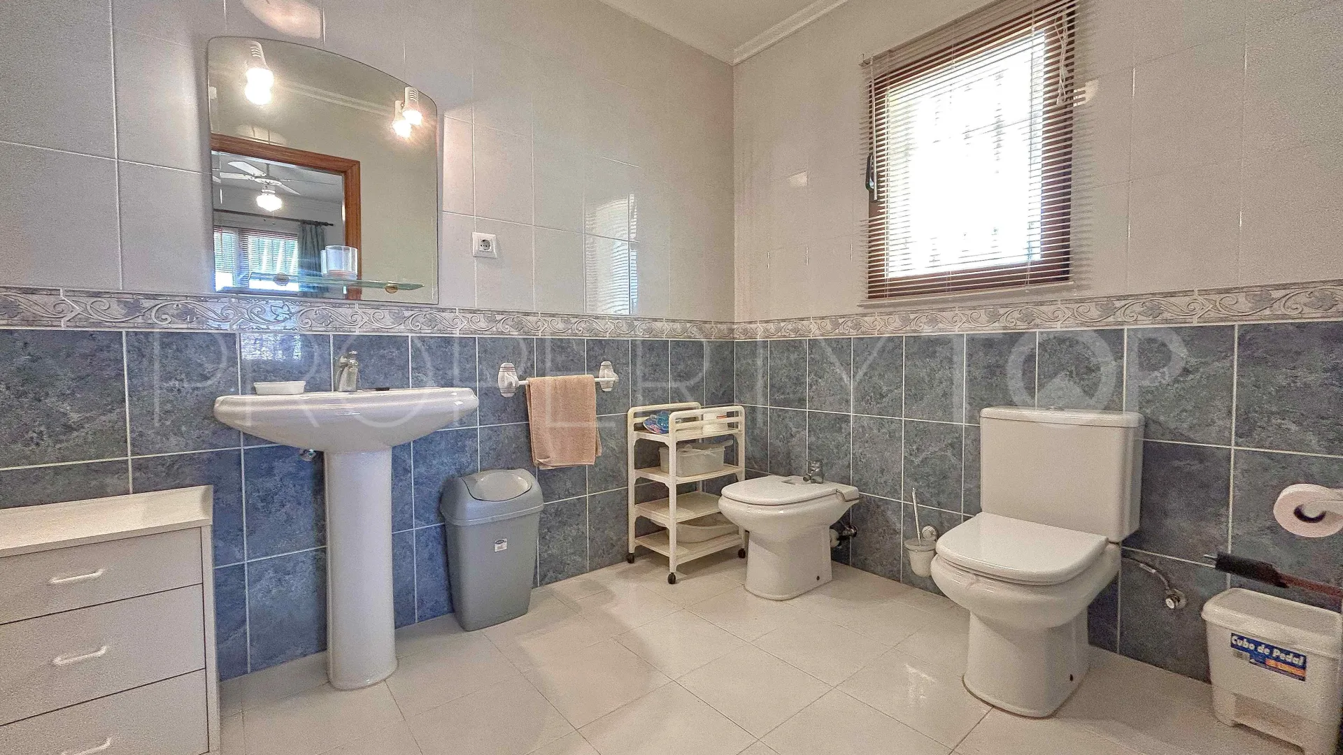 Buy Ráfol de Almunia 5 bedrooms villa