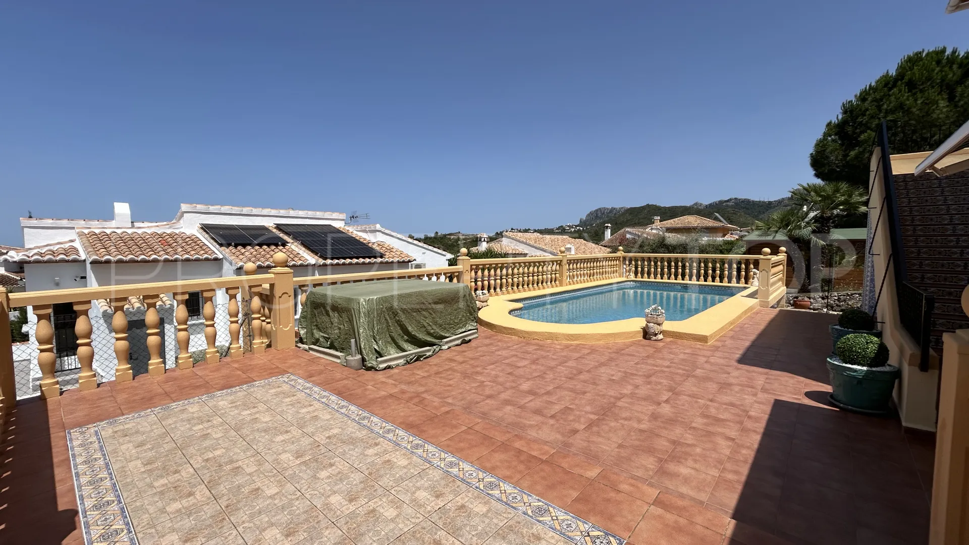 Buy Ráfol de Almunia 5 bedrooms villa