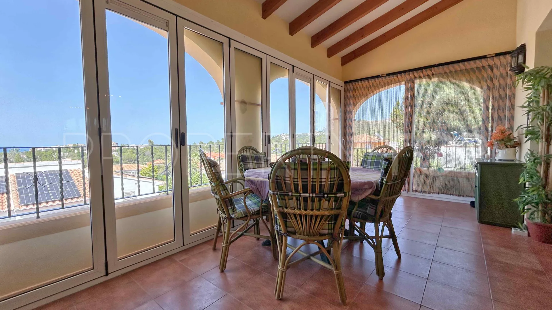 Buy Ráfol de Almunia 5 bedrooms villa