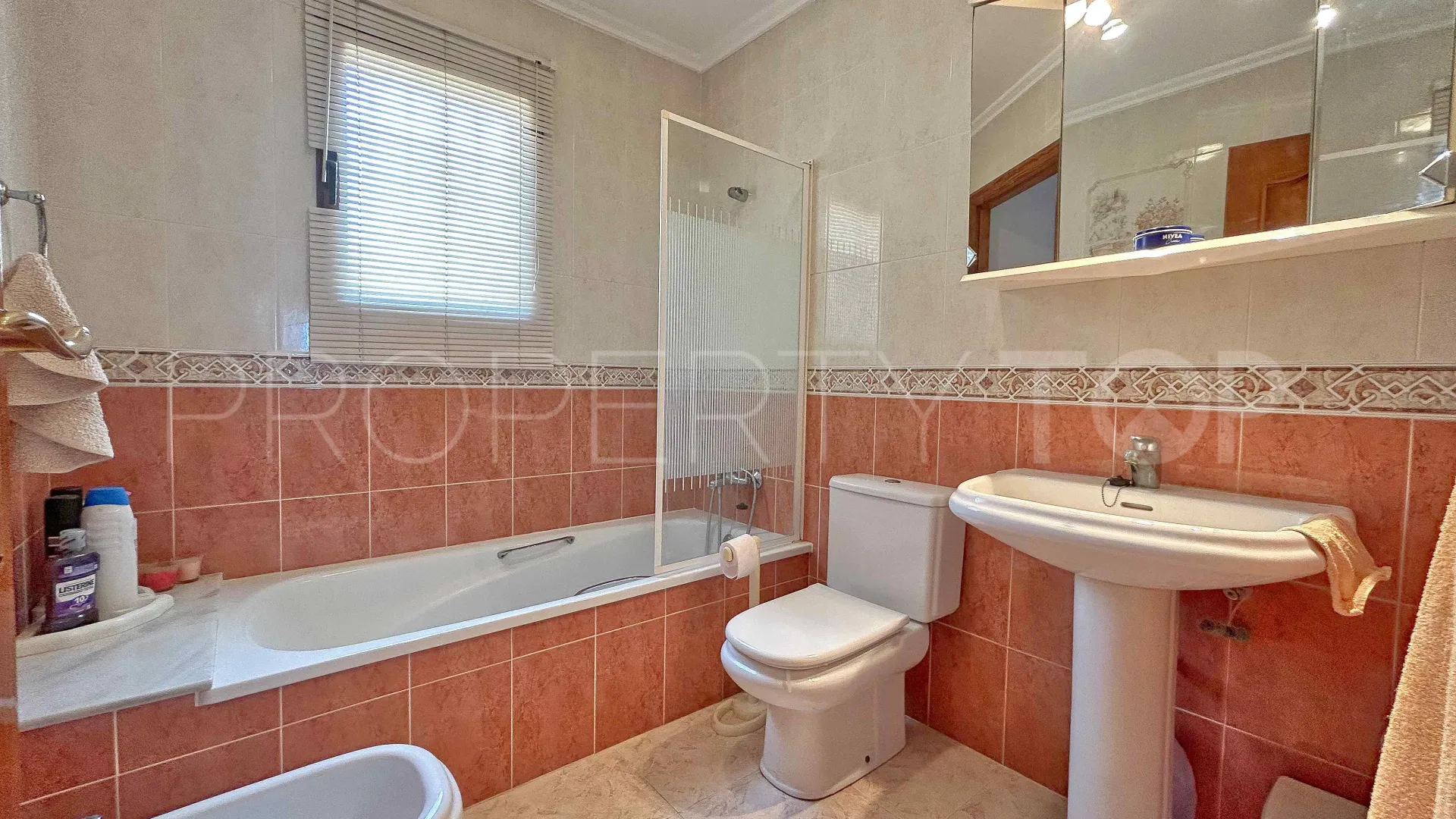 Buy Ráfol de Almunia 5 bedrooms villa