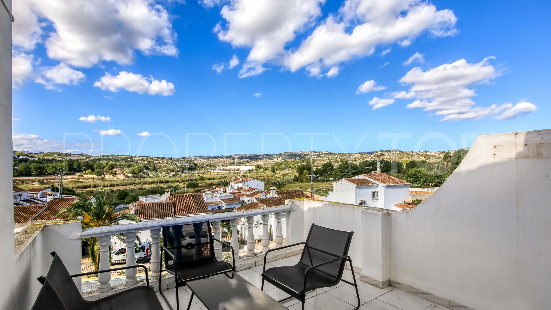 For sale villa in Moraira