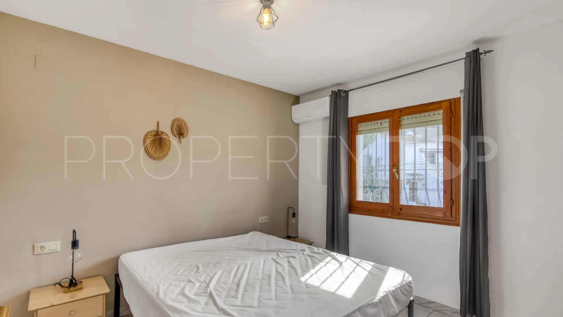 For sale villa in Moraira