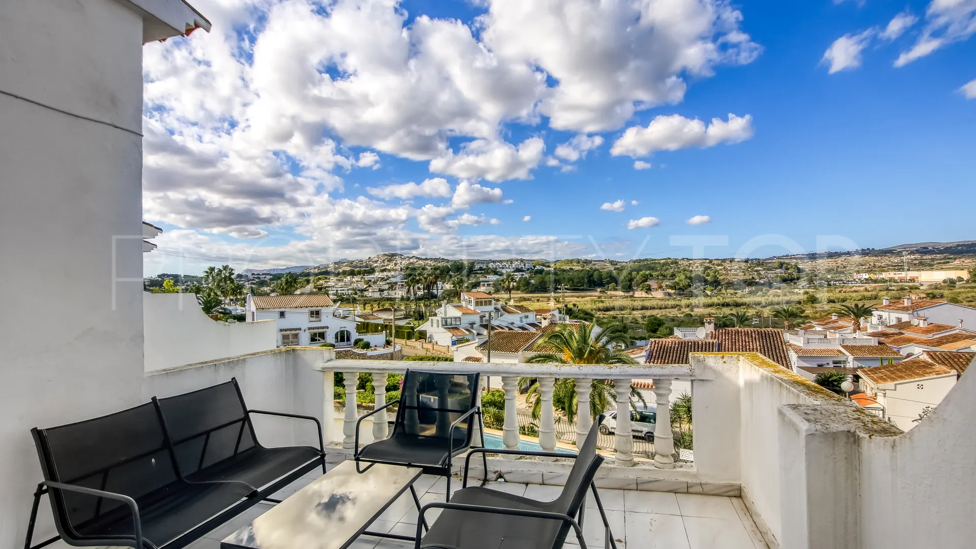For sale villa in Moraira