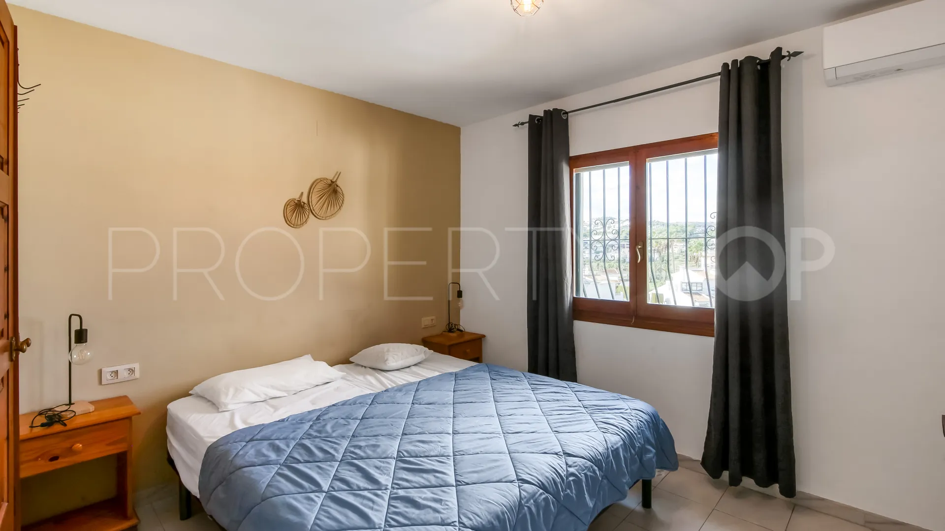For sale villa in Moraira