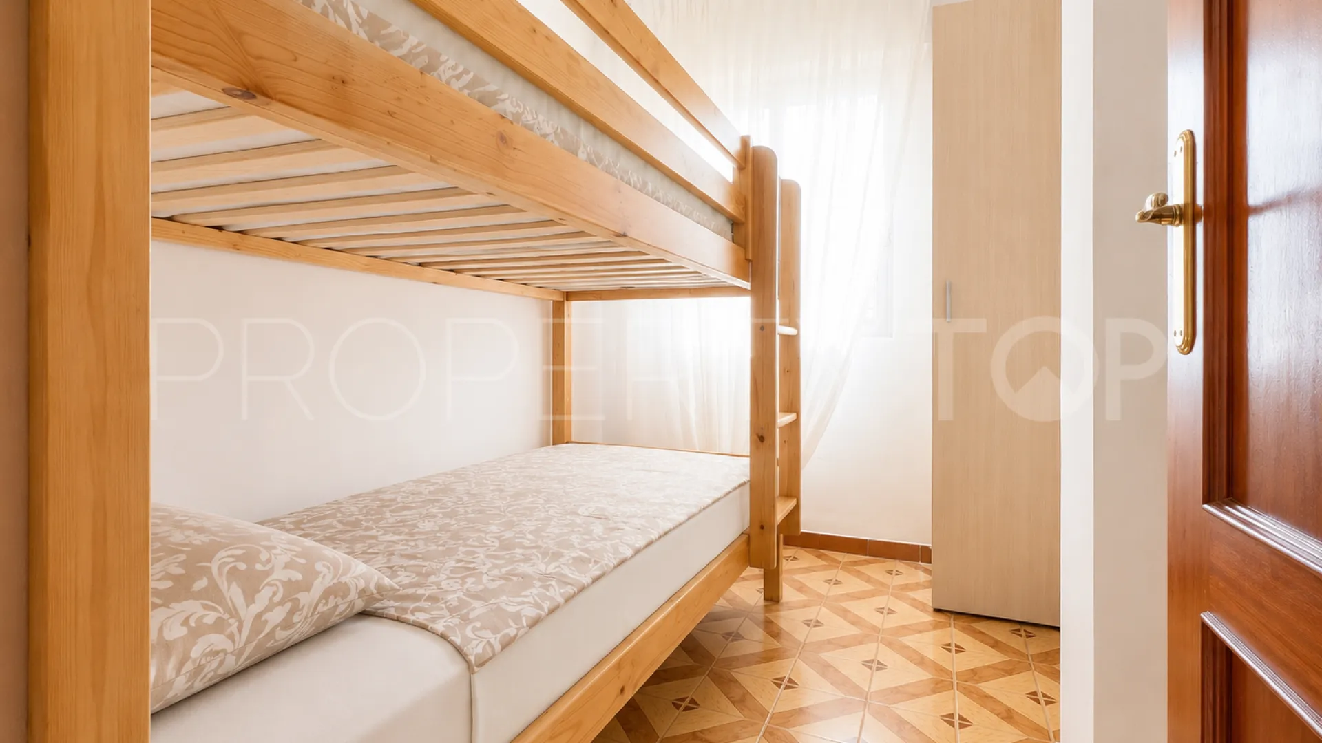 For sale Miramar apartment with 3 bedrooms