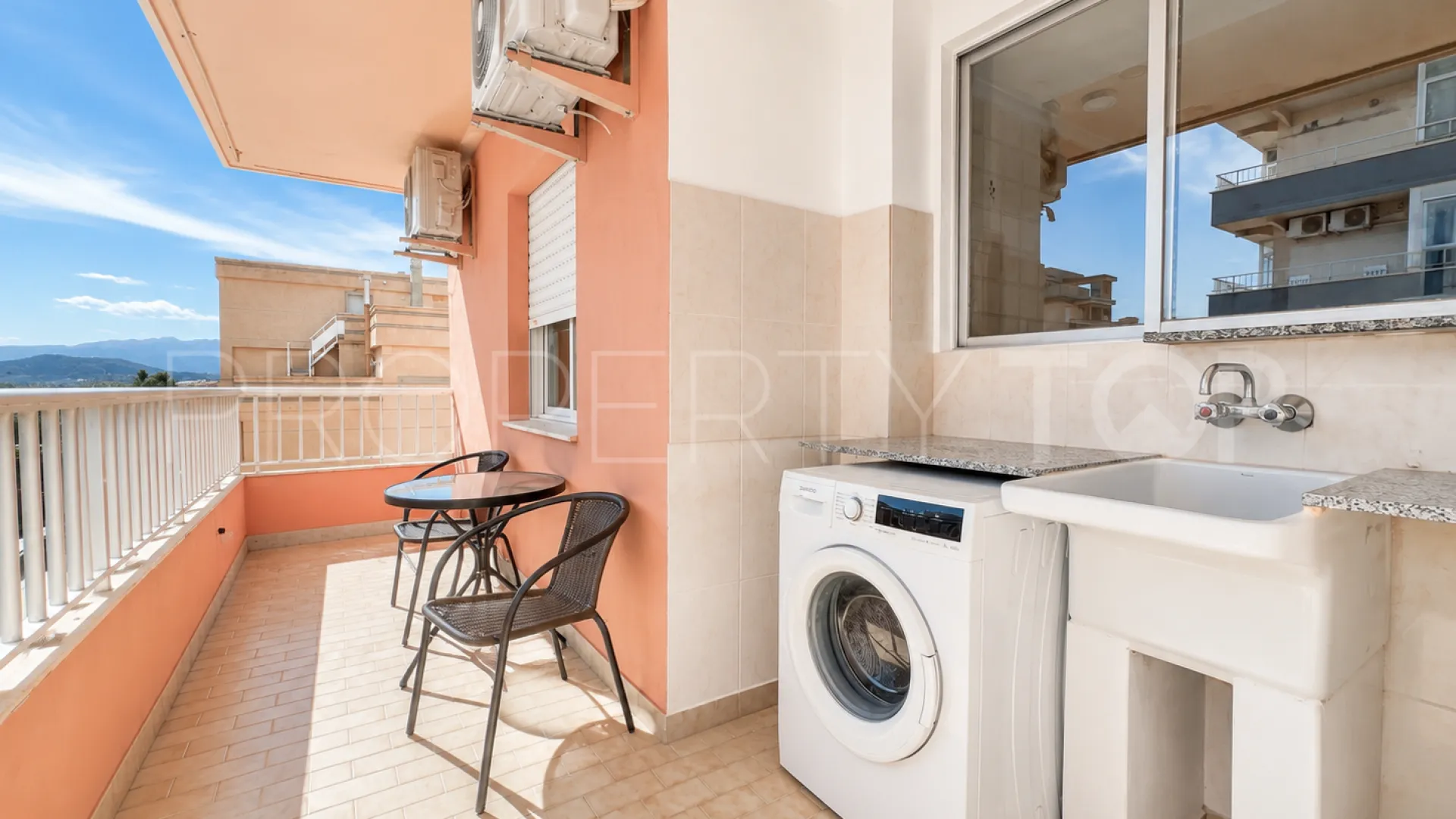 For sale Miramar apartment with 3 bedrooms