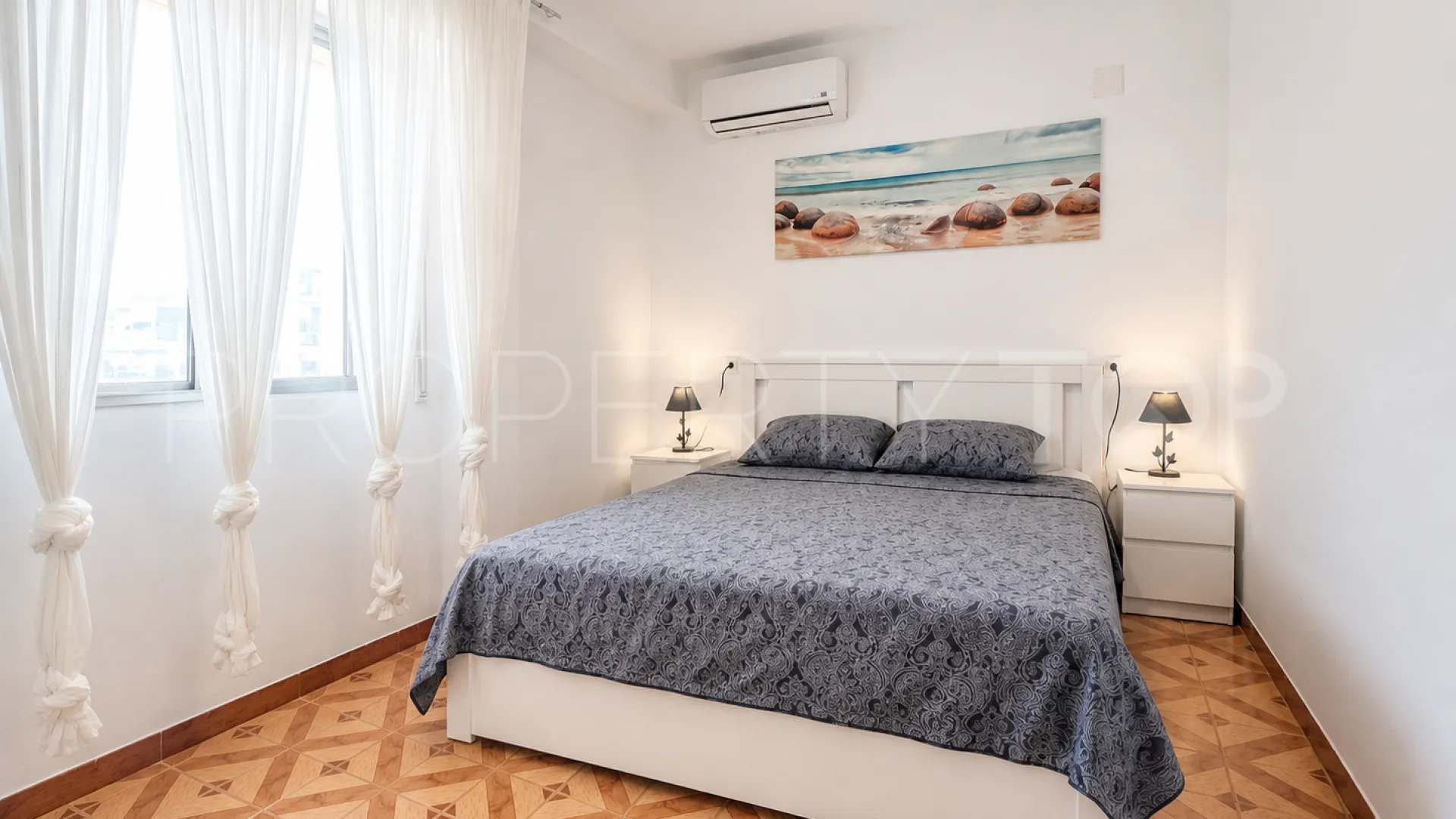 For sale Miramar apartment with 3 bedrooms